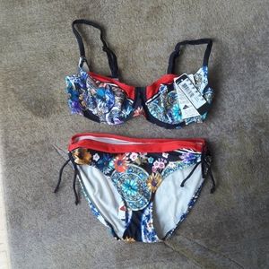 NWT Stunning Bikini